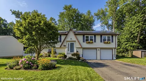 25 Queen St # A, Enfield, CT 06082