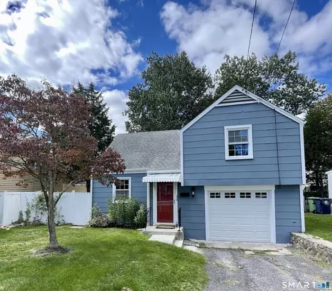 167 Hollow Tree Ridge Rd, Darien, CT 06820