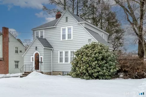 131 Coleman Rd, Wethersfield, CT 06109