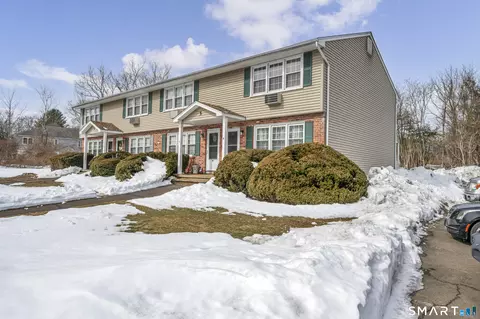 1789 Foxon Rd #5D, North Branford, CT 06471