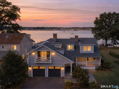 9 Sylvester Ct, Norwalk, CT 06855