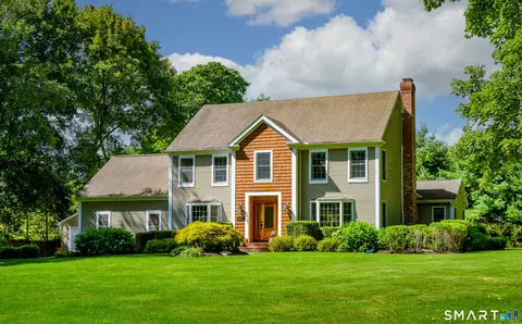 427 Long Mountain Rd, New Milford, CT 06776