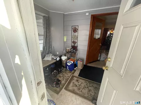 52 Bennett Ave, Waterbury, CT 06708 photo 14