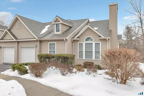25 Hamden Hills Dr #72, Hamden, CT 06518