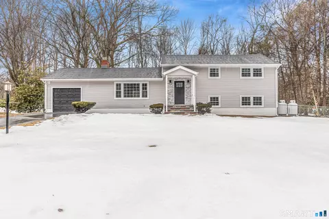 317 Narrow Ln, Orange, CT 06477