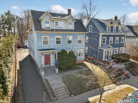 224 Huntington St, New Haven, CT 06511