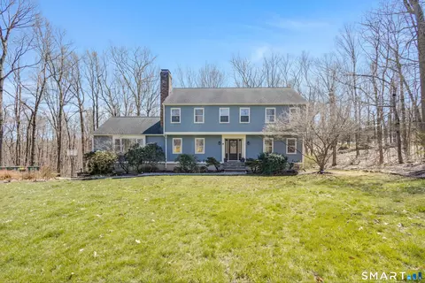 18 N Branch Rd, Newtown, CT 06470