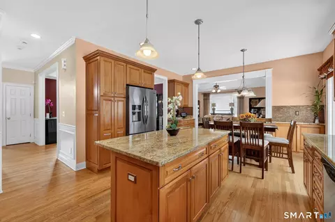 Kitchen - 65 Trailside Dr, Monroe, CT 06468 photo 3 of 4