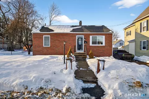 24 Polk Ave, Waterbury, CT 06708