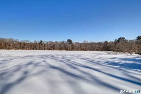 98 Cedar Ln, New Hartford, CT 06057