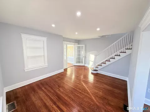 206 Remington St, Bridgeport, CT 06610