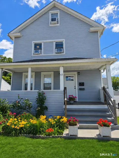 62 Saint Michaels Ave, Stratford, CT 06614