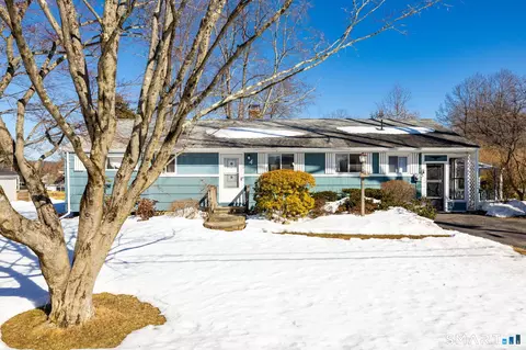 4 Lewis St, Tariffville, CT 06081