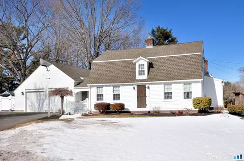 537 Center St, Manchester, CT 06040