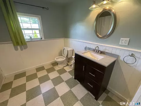 Bath - 24 Arrowhead Ln, Killingly, CT 06241 photo 3 of 3