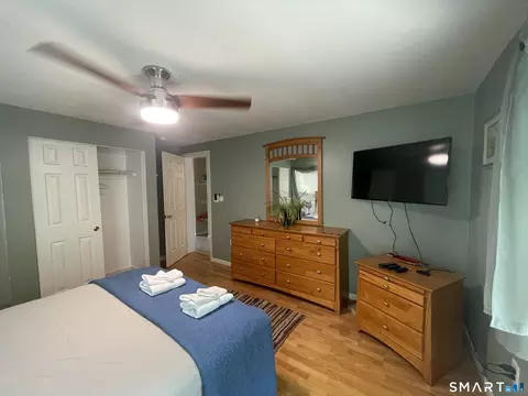 Bedroom - 24 Arrowhead Ln, Killingly, CT 06241 photo 9 of 12