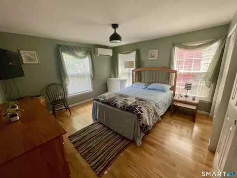 Bedroom - 24 Arrowhead Ln, Killingly, CT 06241 photo 5 of 12