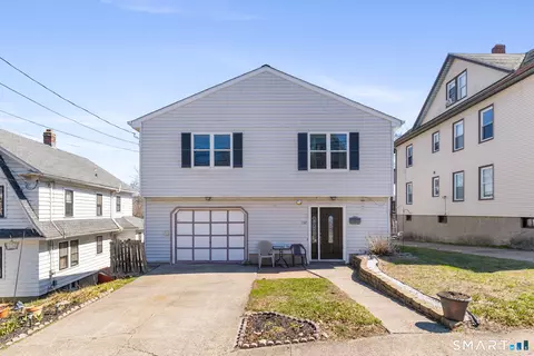 132 Howard Ave, Ansonia, CT 06401