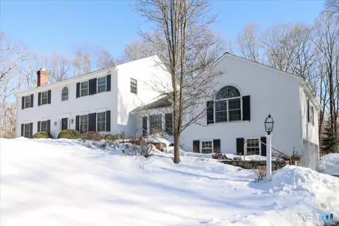 17 Tall Oaks Rd, Wilton, CT 06897
