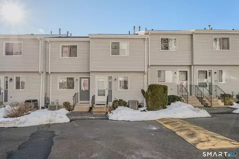 273 Derby Ave #507, Derby, CT 06418