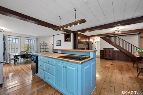 Kitchen - 271 Cherry Brook Rd, Canton, CT 06019 photo 4 of 5