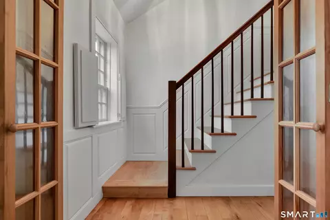 Entry Way - 271 Cherry Brook Rd, Canton, CT 06019 photo 4 of 4
