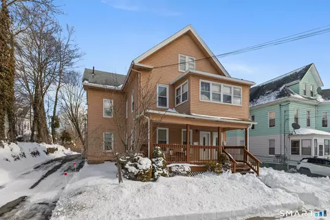 27 Windsor Ave, Meriden, CT 06451