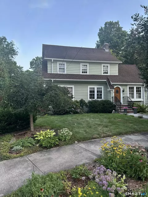 56 Roger Rd, New Haven, CT 06515