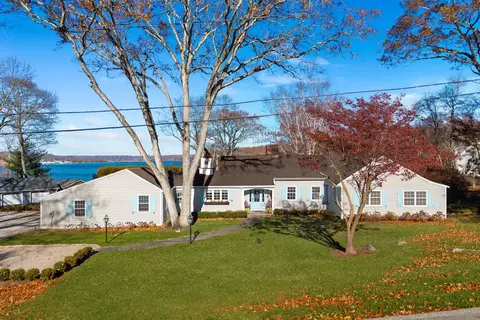 13 Hemlock Dr, Essex, CT 06426