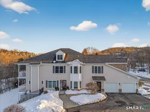 35 Todd St #302, Hamden, CT 06518
