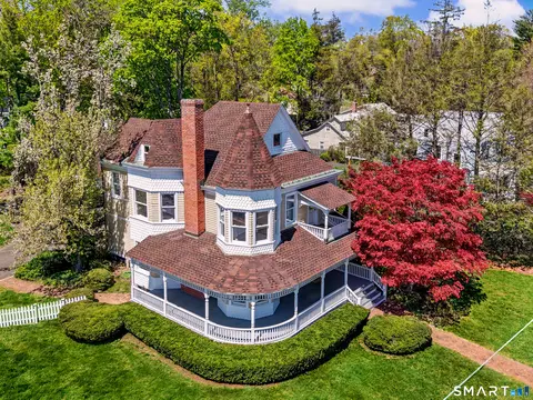 462 Riverside Ave, Westport, CT 06880