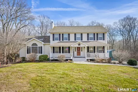 88 Kings Hwy, Shelton, CT 06484