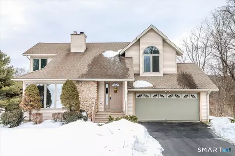 11 Christine Ln, New Milford, CT 06776
