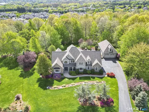 24 Ellridge Pl, Ellington, CT 06029