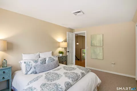 Bedroom - 28 Garnet Rd, Roxbury, CT 06783 photo 4 of 6