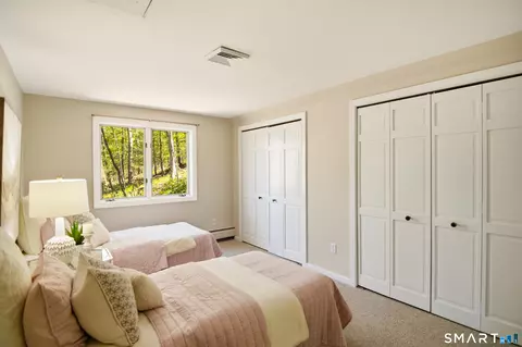 Bedroom - 28 Garnet Rd, Roxbury, CT 06783 photo 5 of 6