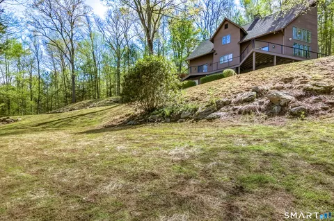 Exterior - 28 Garnet Rd, Roxbury, CT 06783 photo 4 of 4