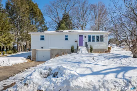 72 Gorham St, Oakville, CT 06779