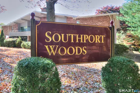 103 Southport Woods Dr #103, Southport, CT 06890
