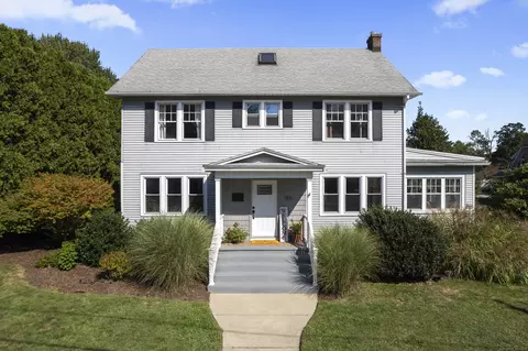 165 Plant St, New London, CT 06320