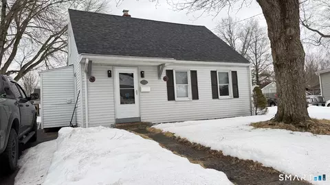 109 Winding Ln, East Hartford, CT 06118