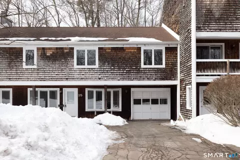 15 Cardinal Dr #15, Farmington, CT 06032