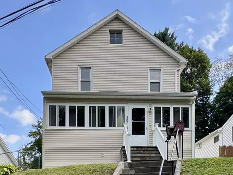 302 Lakeview Ave, Waterbury, CT 06705