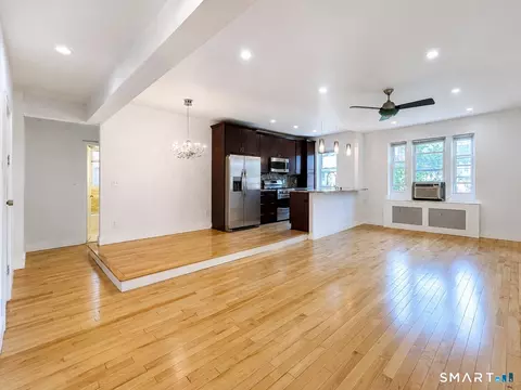 70 Strawberry Hill Ave #2-2B, Stamford, CT 06902