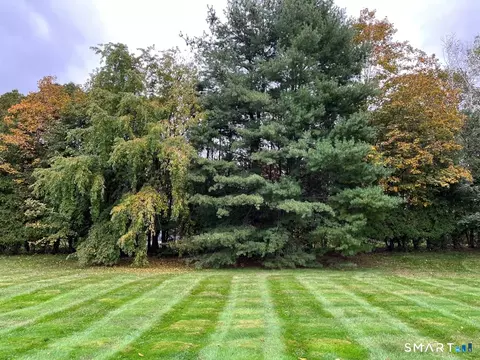 212 Church St, Newington, CT 06111