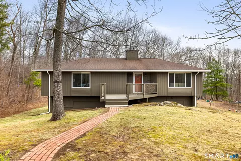 101 S Main St, Marlborough, CT 06447