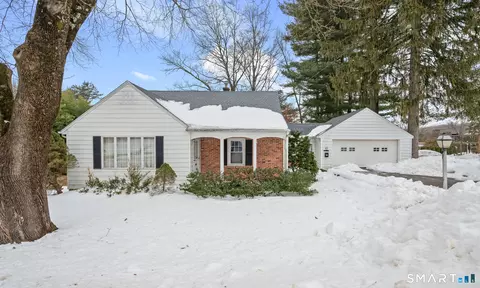 49 Dewberry Rd, Waterbury, CT 06705
