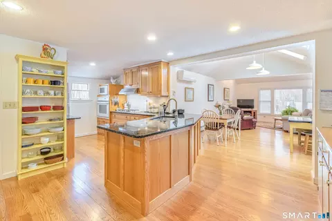 Kitchen - 267 High St, Willimantic, CT 06226 photo 3 of 4