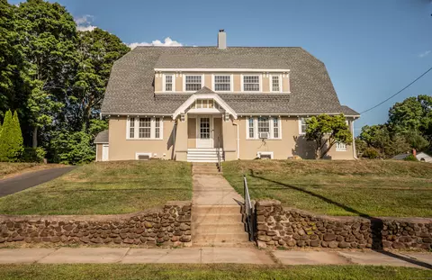 53 Park Dr, New Britain, CT 06053