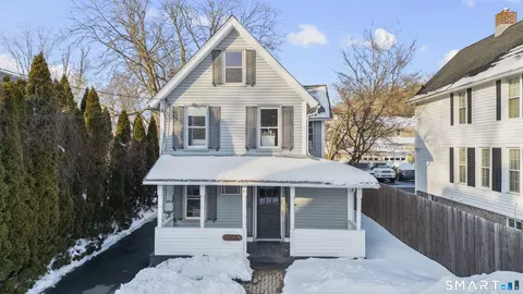 73 Platt St, Ansonia, CT 06401